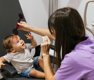 Children’s Healthcare Milestones: A Parent’s Guide from Birth Through the Teen Years